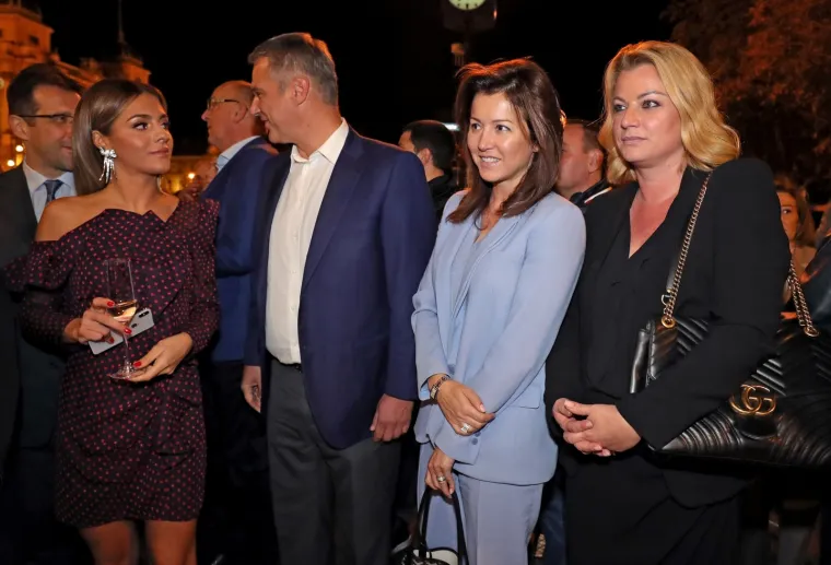 PONOVNO OTVORENA KULTNA KAVANA: Zagrebačka elita pohrlila u preuređeni Kavkaz, evo tko se sve pojavio