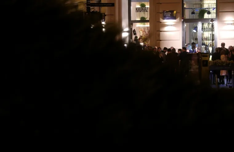 PONOVNO OTVORENA KULTNA KAVANA: Zagrebačka elita pohrlila u preuređeni Kavkaz, evo tko se sve pojavio