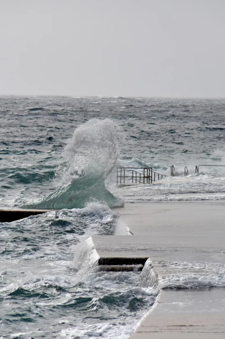 Pogledajte dramatične fotografije orkanskog nevrijemena koje se obrušilo se na Hrvatsku