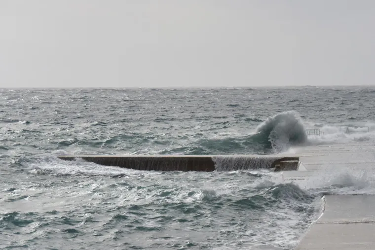 Pogledajte dramatične fotografije orkanskog nevrijemena koje se obru&scaron;ilo se na Hrvatsku