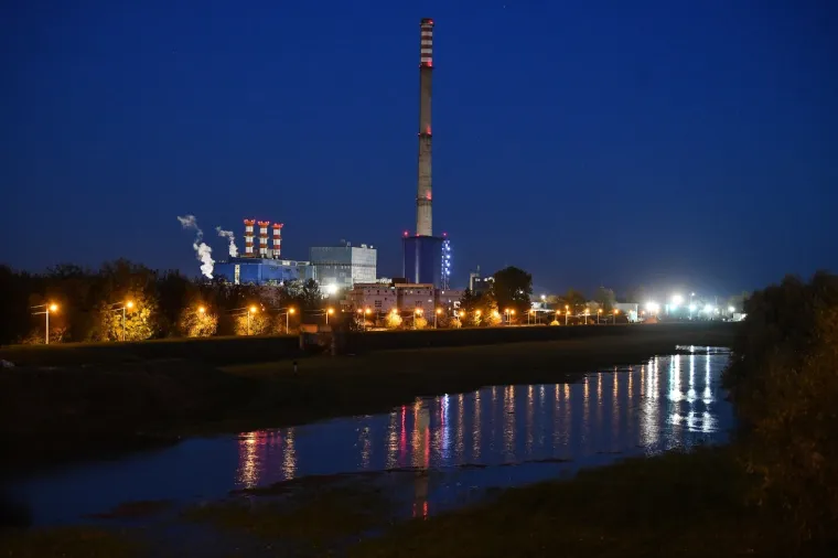 Izlila se Sava u Zagrebu: Do izlijevanja do&scaron;lo kod Mosta mladosti prema Zapruđu i Borovju