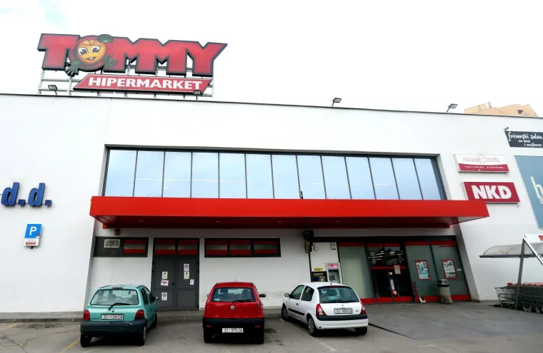 Sutra je blagdan Svih Svetih: Evo koje trgovine rade i kako