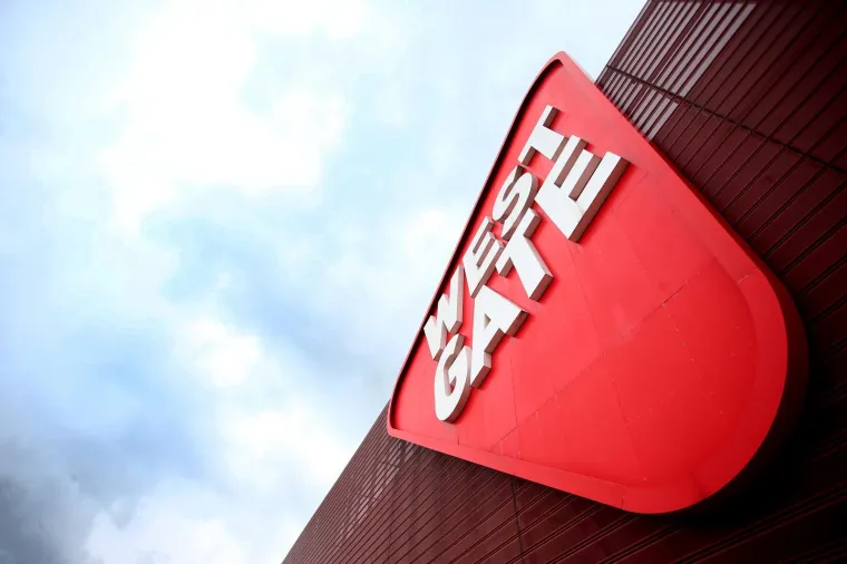 Sutra je blagdan Svih Svetih: Evo koje trgovine rade i kako