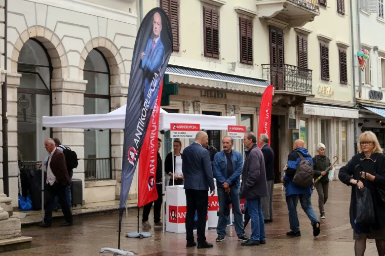 Mislav Kolaku&scaron;ić