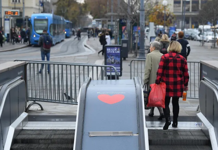 Pokretne stepenice u Importanneu