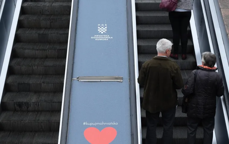 Pokretne stepenice u Importanneu