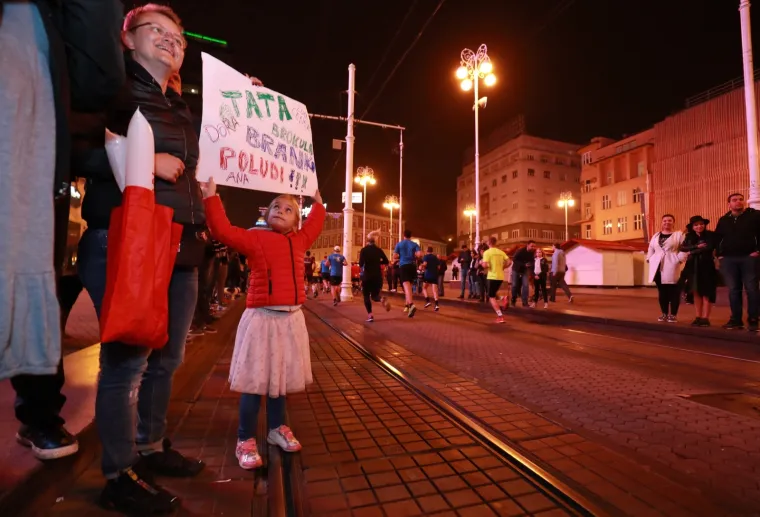 Na Zagrebačkom noćnom ceneru 2700 trkača: Prijave su planule u rekordnih 90 minuta