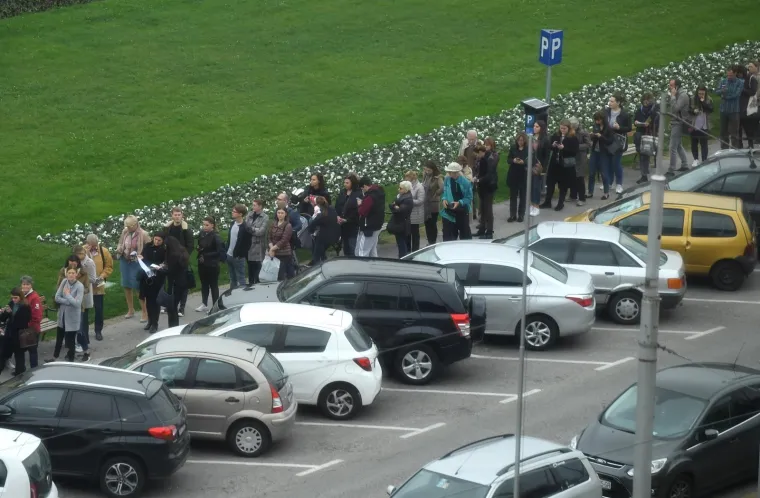 Interes za "Ora&scaron;ara" Hrvatskog narodnog kazali&scaron;ta u Zagrebu svake je godine golem, pa se tako, sada već tradicionalno, za karte stoji u golemom redu. Zbog velikog interesa, nastali su i problemi u online kupnji karata, a oni koji su do svojih karata već uspjeli doći, ponosno su se njima pohvalili. Zagrebački je Balet tijekom svojega postojanja prikazao nekoliko odličnih premijernih uprizorenja Ora&scaron;ara, a posljednji put premijerno 2011. godine u koreografiji Dereka Deanea. Deane je kreirao ovu čarobnu baletnu priču potrudiv&scaron;i se odvesti publiku u snove i prikazati svijet različit od na&scaron;ega, slijedeći u tome težnju Čajkovskoga u dočaravanju fantastičnoga, čarobnoga, mitskoga i legendarnog. Postizanje bajkovitosti uvelike omogućuje izvrsna izvedba zagrebačkih baletnih solista i cijelog ansambla, pojačanoga polaznicima baletne &scaron;kole.
