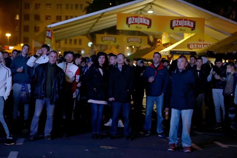 UĐITE U DINAMOVU FAN ZONU: Nema ulaznice? Nema problema! Navijači hrvatskog prvaka nisu ostali uskraćeni za spektakl