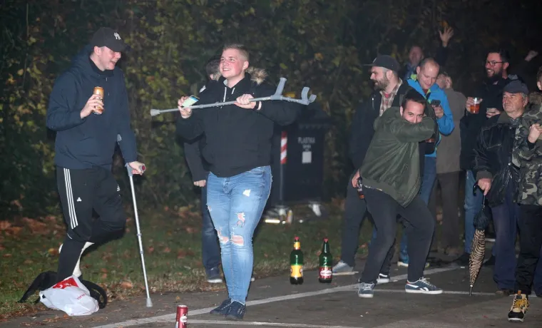 UĐITE U DINAMOVU FAN ZONU: Nema ulaznice? Nema problema! Navijači hrvatskog prvaka nisu ostali uskraćeni za spektakl
