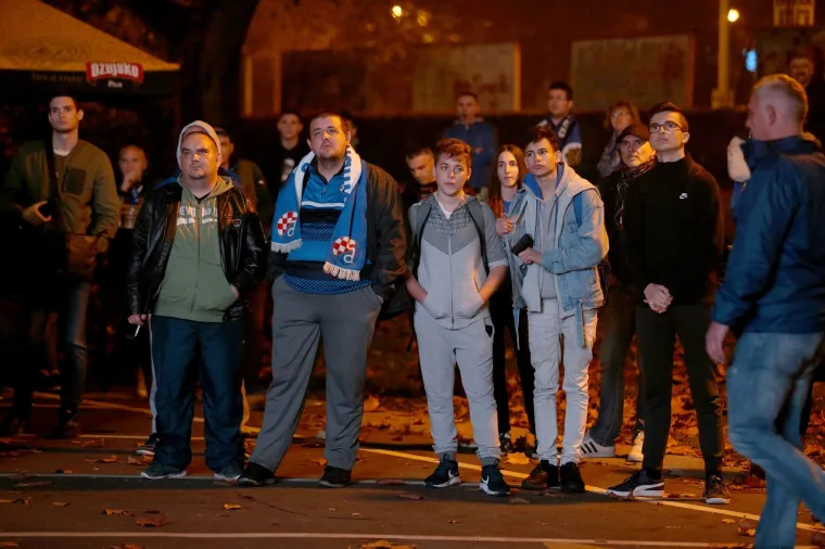 UĐITE U DINAMOVU FAN ZONU: Nema ulaznice? Nema problema! Navijači hrvatskog prvaka nisu ostali uskraćeni za spektakl
