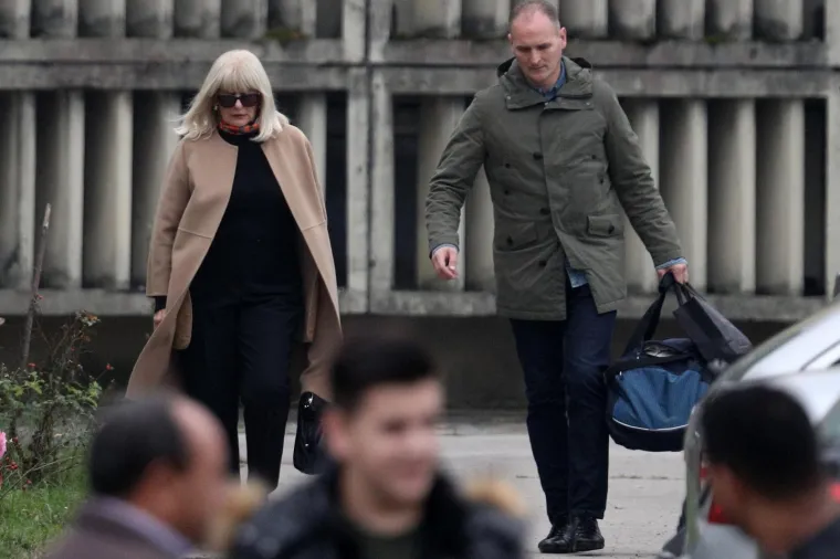 BORAVAK IZA REŠETAKA: Vesna Todorić donijela suprugu Ivici osobne stvari u remetinečki zatvor