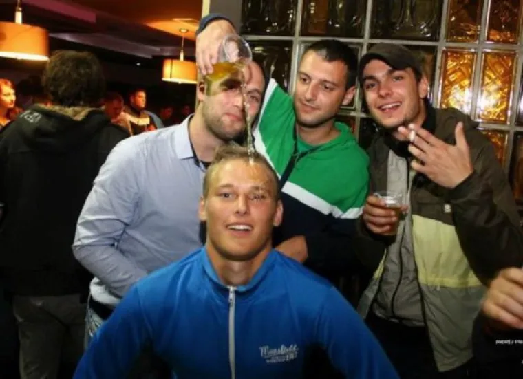 SVI ZNAMO JEDNOG OVAKVOG: Ljudi koji pokazuju svo značenje riječi se*ronja uhvaćeni na djelu