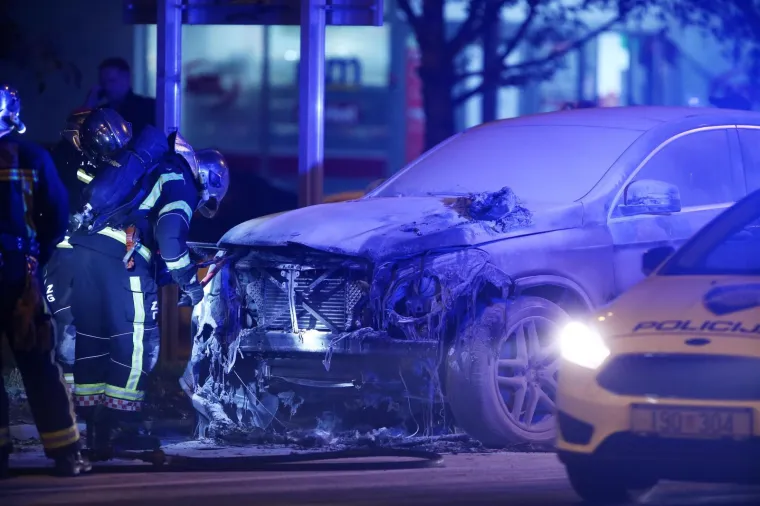 U ZAGREBU ZAPALJEN LUKSUZNI MERCEDES OSUĐIVANOM PODUZETNIKU: Motiv je nepoznat