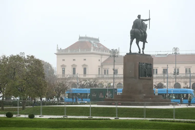 Bajka u nastajanju: Počelo ukra&scaron;avanje Zagreba za Advent i blagdane