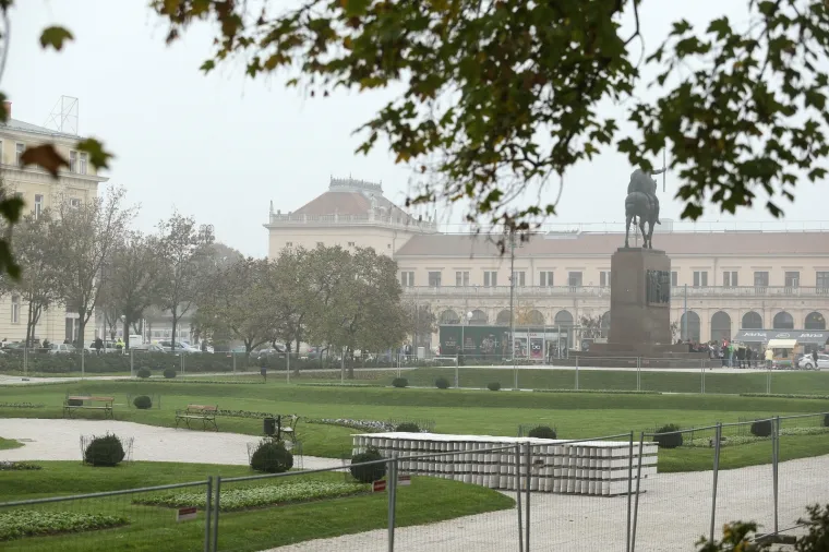 Bajka u nastajanju: Počelo ukra&scaron;avanje Zagreba za Advent i blagdane