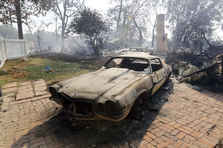 Vatrena apokalipsa u Kaliforniji: Izgorjele 23 osobe, uni&scaron;teno na tisuće kuća
