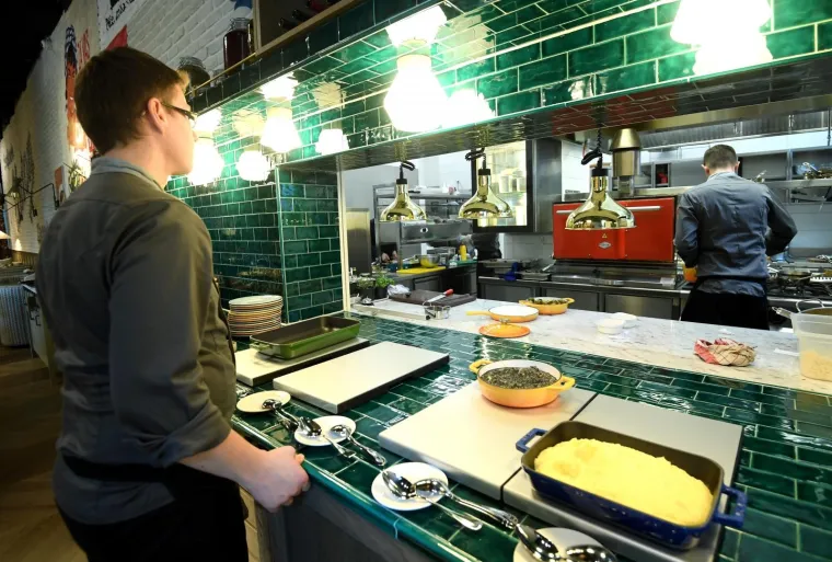 - Hotel Canopy by Hilton, investicija Zagreb City hotelsa vrijedna 8 milijuna eura, otvoren je u ponedjeljak u Zagrebu, a tom je prilikom ministar turizma Gari Cappelli najavio da će u hrvatski turizam u 2019. biti uloženo novih 1,05 milijardi eura, nakon ovogodi&scaron;njih 940 milijuna.