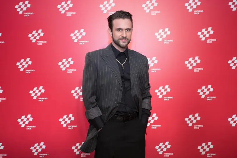 Poznate ličnosti iz hrvatskog sportskog i kulturnog života podržale akciju 'Vatreno srce'