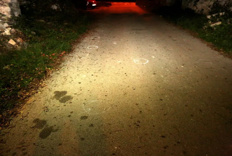 Kistanje: Jezive fotografije tragova eksplozije u kojoj je ozlijeđeno dvoje djece