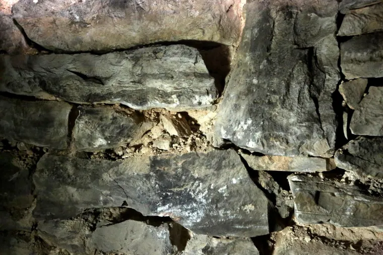 Kistanje: Jezive fotografije tragova eksplozije u kojoj je ozlijeđeno dvoje djece