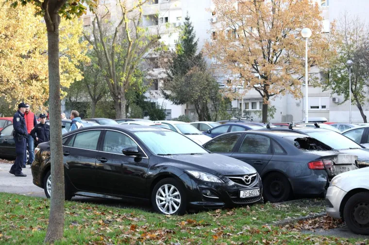 INCIDENT U ZAGREBU: Podmetnut požar na parkirali&scaron;tu, gorjelo čak osam automobila