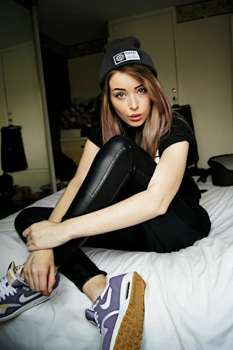 Jako su dobro čitale dramatičnu prognozu na portalima pa stavile kapu, ali izgleda zaboravile ostalo