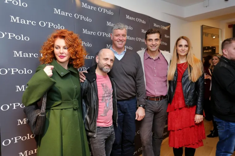 U novootvorenoj trgovini Marc O'Polo u Ilici održano je predstavljanje noviteta jesensko-zimske kolekcije linije White Label koja se po prvi put predstavlja u Hrvatskoj. Na događanju su bile brojne osobe iz javnog života, među kojima su se isticale supruga bivšeg šefa HDZ-a Ana Karamarko, voditeljica Anja Alavanja, glumica Ines Bojanić...
