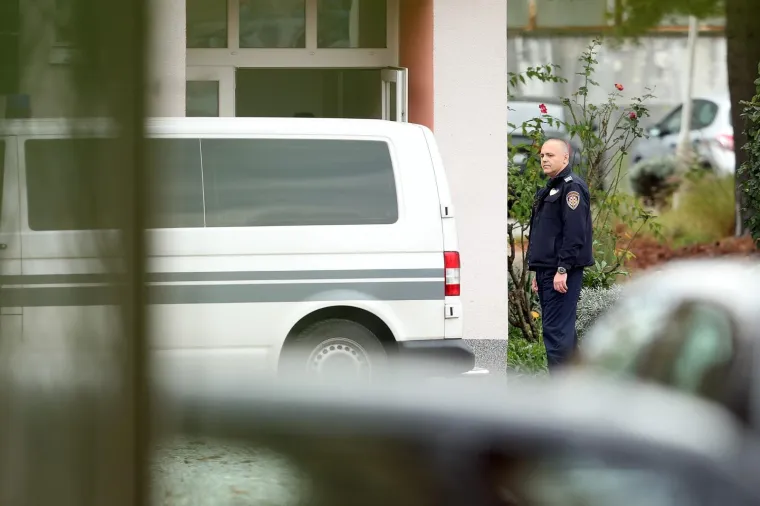 TODORIĆA DOVEZLI IZ REMETINCA U TUŽITELJSTVO NA ISPITIVANJE: Danas će se odlučiti o njegovom pritvoru