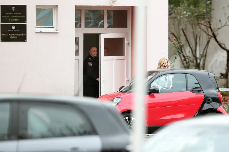 TODORIĆA DOVEZLI IZ REMETINCA U TUŽITELJSTVO NA ISPITIVANJE: Danas će se odlučiti o njegovom pritvoru