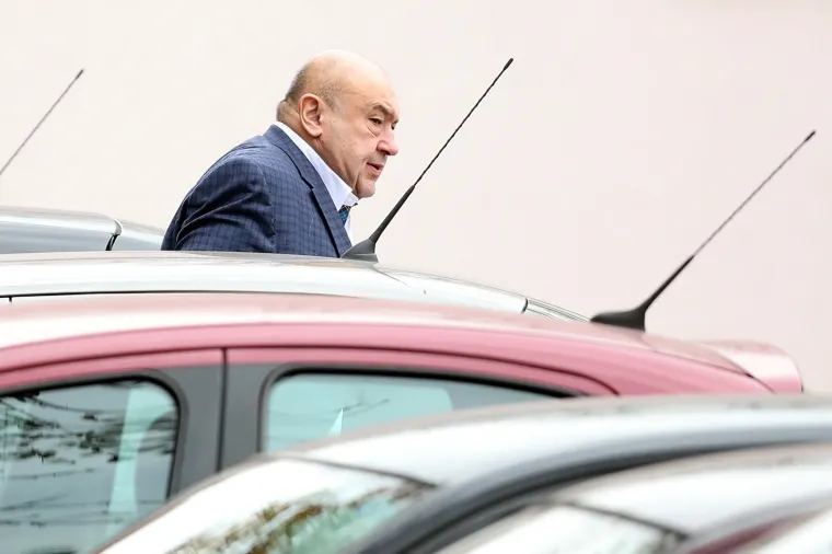 TODORIĆA DOVEZLI IZ REMETINCA U TUŽITELJSTVO NA ISPITIVANJE: Danas će se odlučiti o njegovom pritvoru