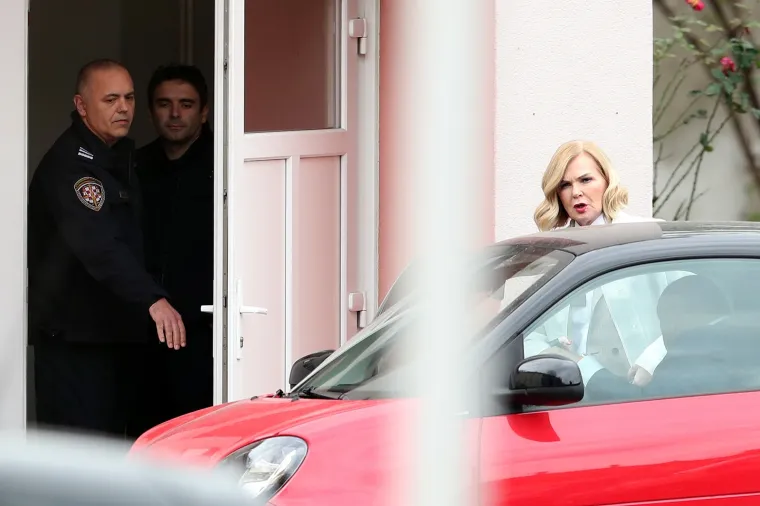 TODORIĆA DOVEZLI IZ REMETINCA U TUŽITELJSTVO NA ISPITIVANJE: Danas će se odlučiti o njegovom pritvoru