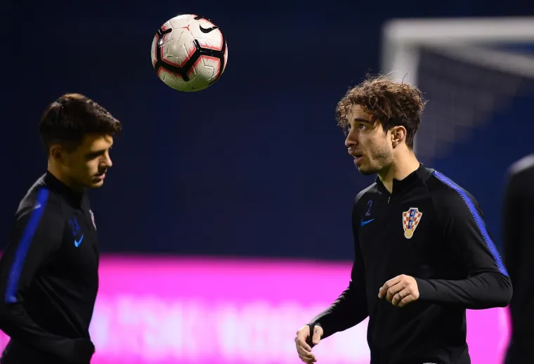 VATRENI ODRADILI POSLJEDNJI TRENING UOČI &Scaron;PANJOLSKE: Srebrni reprezentativci spremni za revan&scaron; sa Furijom