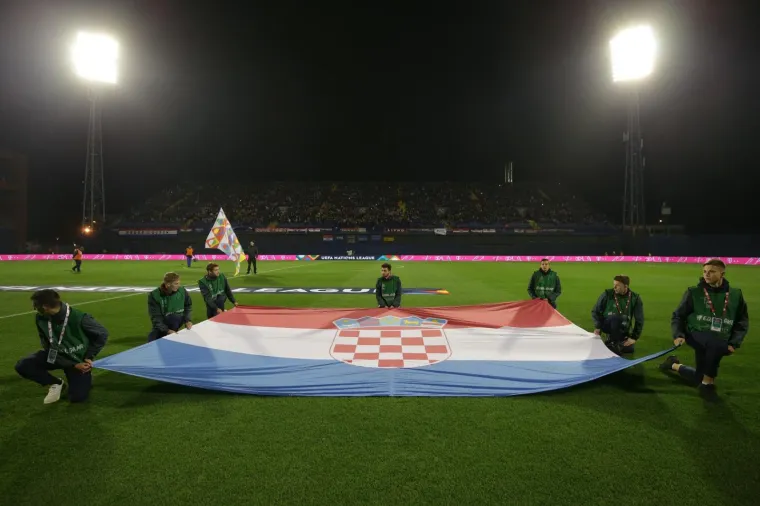 OBRAČUN DIVOVA U ZAGREBU: Osjetite da&scaron;ak atmosfere s rasprodanog Maksimira