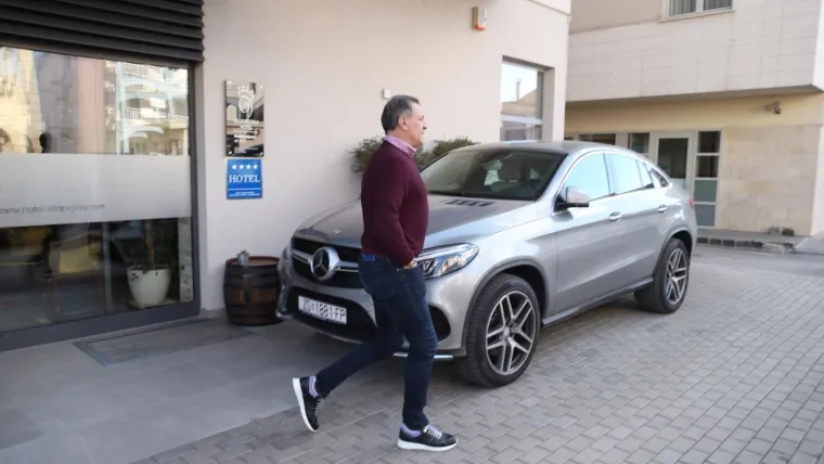 Zdravko Mamić snimljen kako izlazi iz hotela u Međugorju