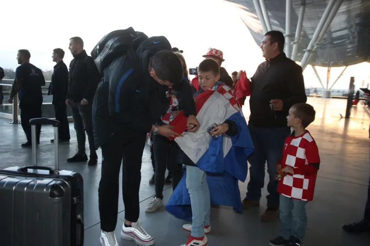 VATRENI ZAPALILI NACIJU: I dan nakon veličanstvene noći osjećamo i živimo 'rusku bajku'