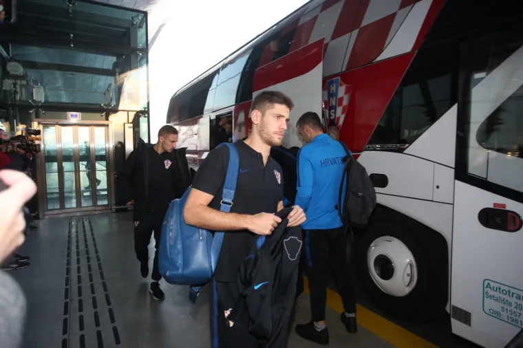 VATRENI ZAPALILI NACIJU: I dan nakon veličanstvene noći osjećamo i živimo 'rusku bajku'