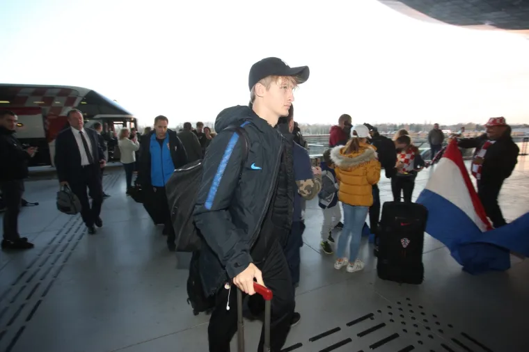 VATRENI ZAPALILI NACIJU: I dan nakon veličanstvene noći osjećamo i živimo 'rusku bajku'