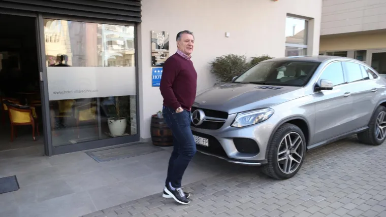 SNIMILI MAMIĆA PRVI PUT OTKAKO SE POJAVILA VIJEST DA JE POBJEGAO U EMIRATE: Biv&scaron;i &scaron;ef Dinama i dalje je u Međugorju