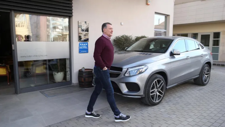 SNIMILI MAMIĆA PRVI PUT OTKAKO SE POJAVILA VIJEST DA JE POBJEGAO U EMIRATE: Biv&scaron;i &scaron;ef Dinama i dalje je u Međugorju