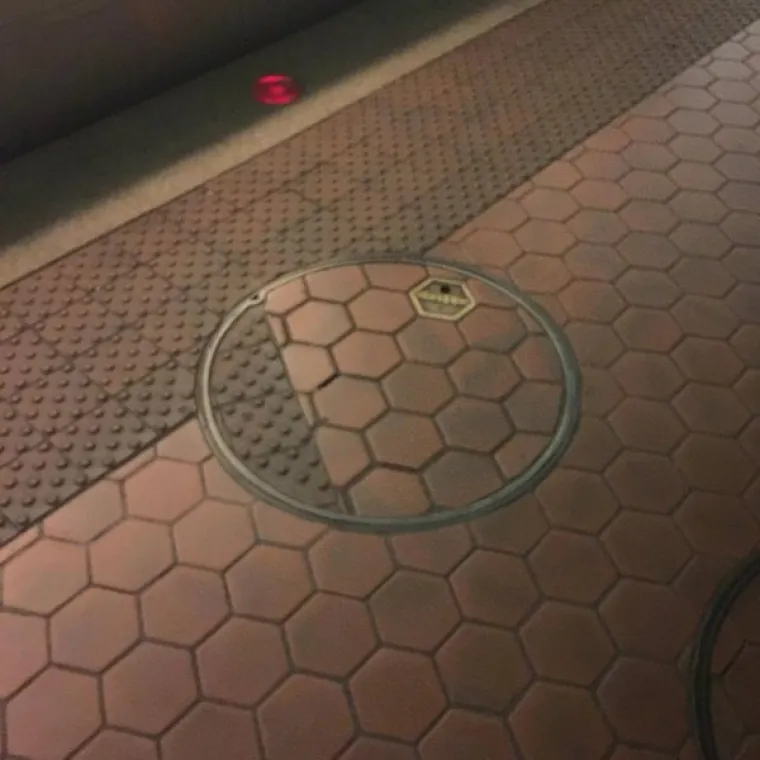 POKU&Scaron;AJTE SE NE UZRUJATI: Svaka slika je pravi mali zločin protiv reda u svemiru