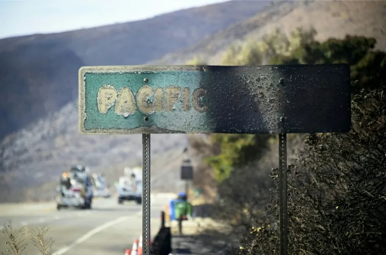 POŽARI U KALIFORNIJI: Izgorjelo devet tisuća domova, 50.000 evakuiranih