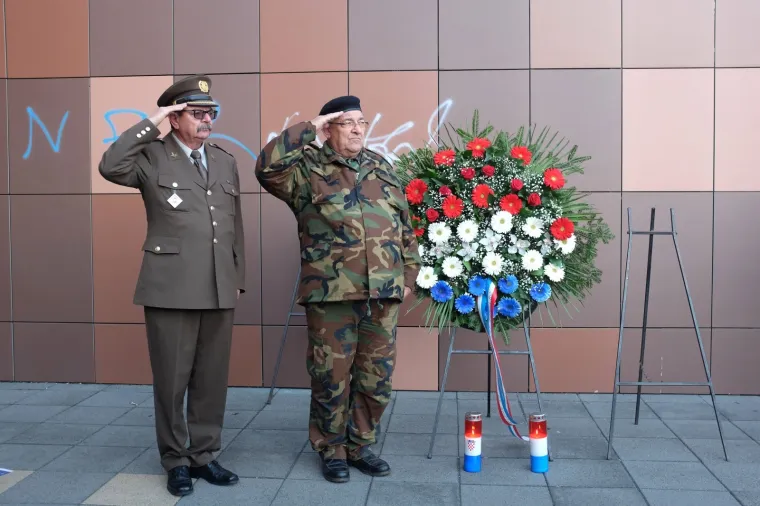 Zagreb: U Dubravi odana počast žrtvi Vukovara