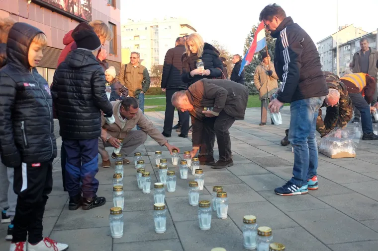 Zagreb: U Dubravi odana počast žrtvi Vukovara