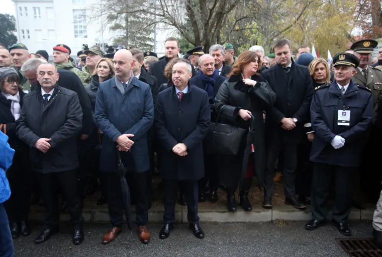 Obljetnica sloma obrane Vukovara: Kolona sjećanja odaje počast svim poginulima