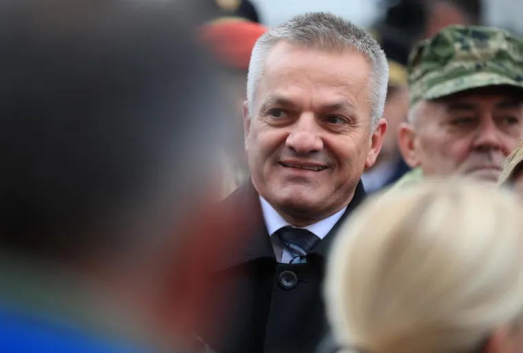 TISUĆE LJUDI U KOLONI SJEĆANJA: Odaju počast žrtvama grada heroja