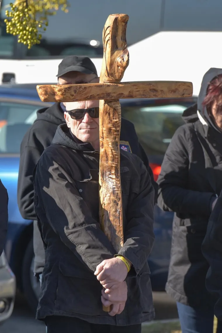 OBILJEŽENA 27. GODI&Scaron;NJICA MASAKRA U &Scaron;KABRNJI: Četnici su pobili 86 ljudi, ne postoji obitelj koja nije izgubila člana