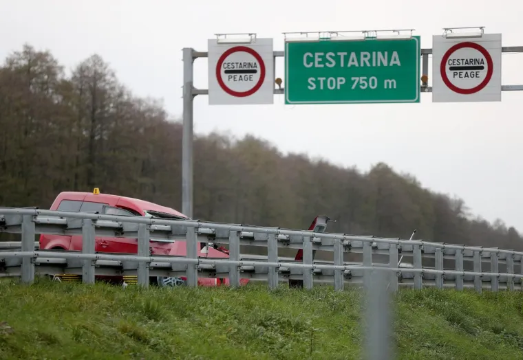 U prometnoj nesreći na autocesti A1 kod izlaza Demerje smrtno stradala jedna osoba