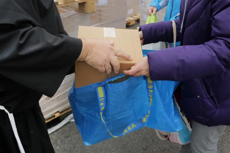 Pučkoj kuhinji na Sv. Duhu isporučena velika količina doniranih smrznutih pizza