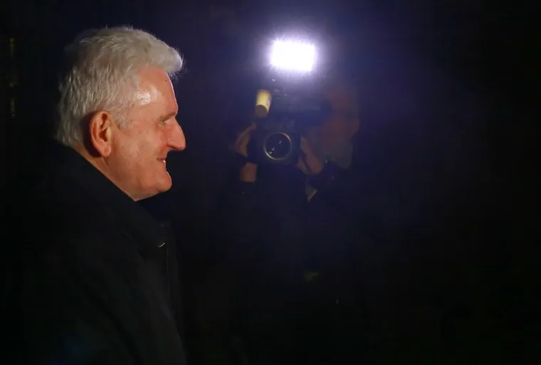 Ivica Todorić iza&scaron;ao iz Remetinca, pred Kulmerovim dvorima poručio: 'Ja sam tu da Hrvatsku dignem gore'